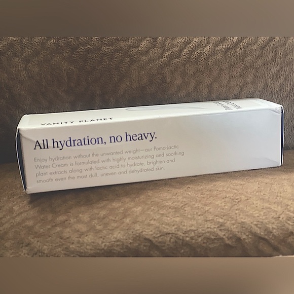 Pomo-Lactic Water Cream — Vanity Planet - Picture 11 of 16